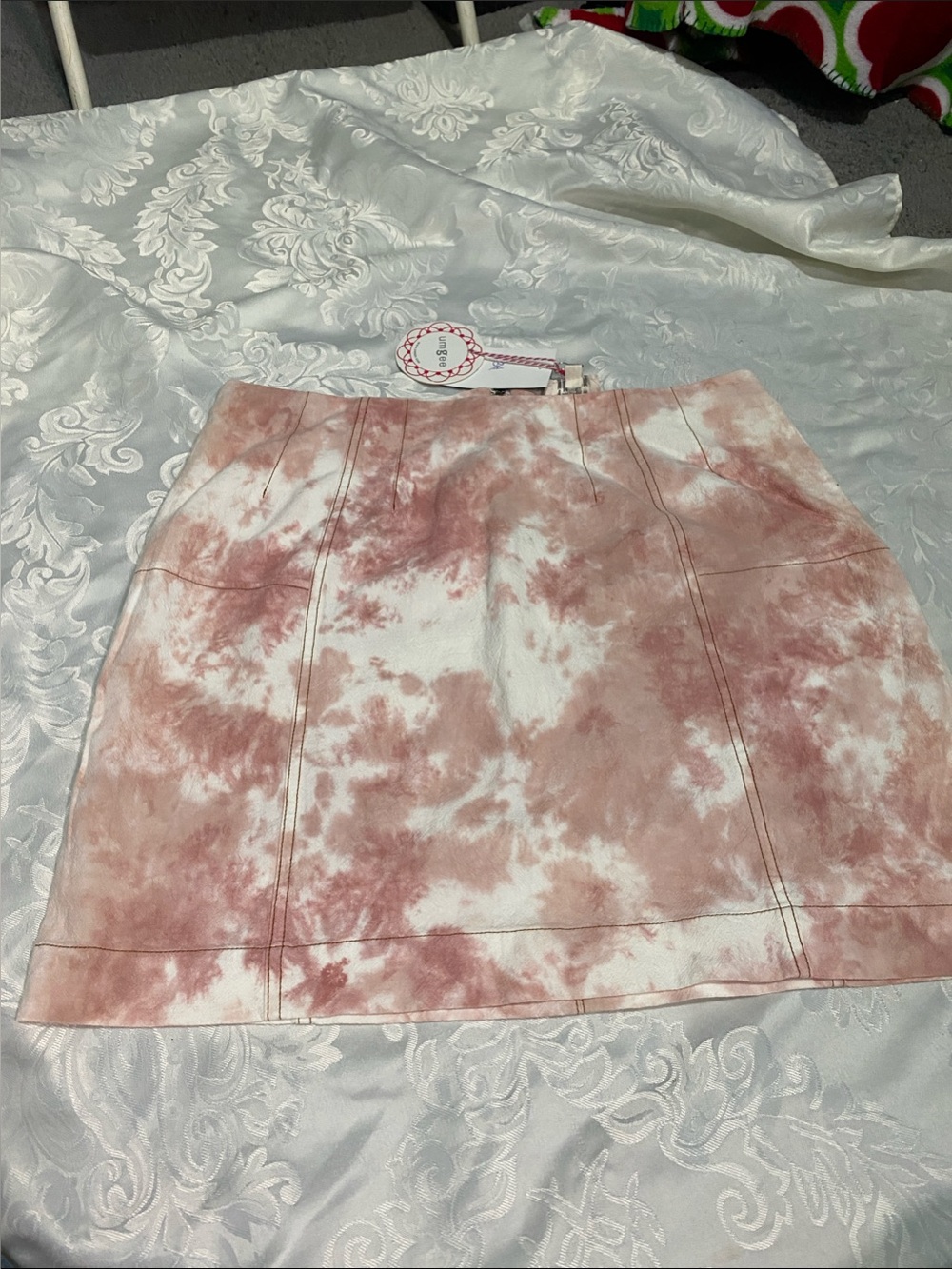 Umgee Pink Tie-Dye Mini Skirt size Large Nwt